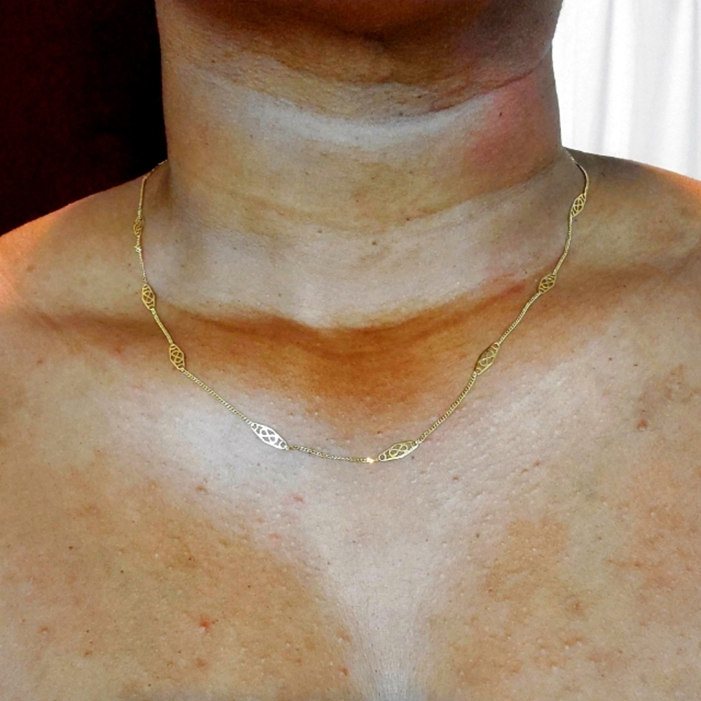 18inch 14kt Necklace.